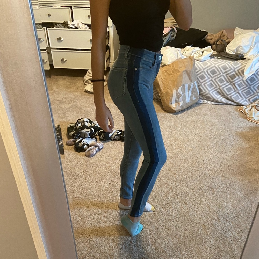 Color block skinny jeans